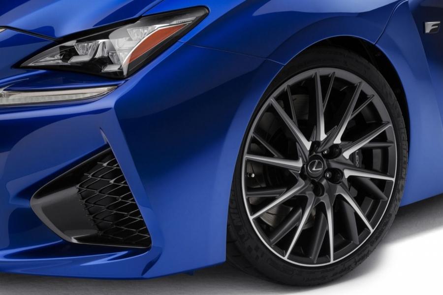 Колеса Lexus RC F 2014 года  (NA) (фото 49 из 200)